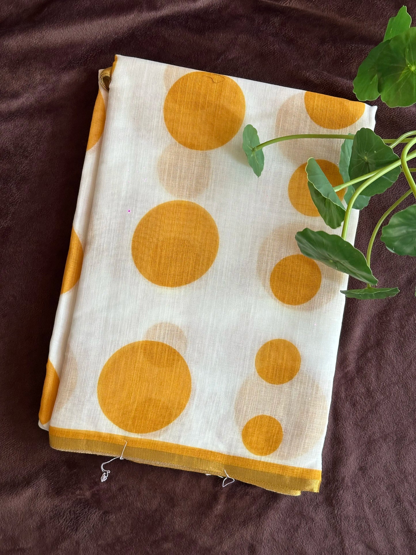 Ambili_Polka dot print semi-linen cotton saree