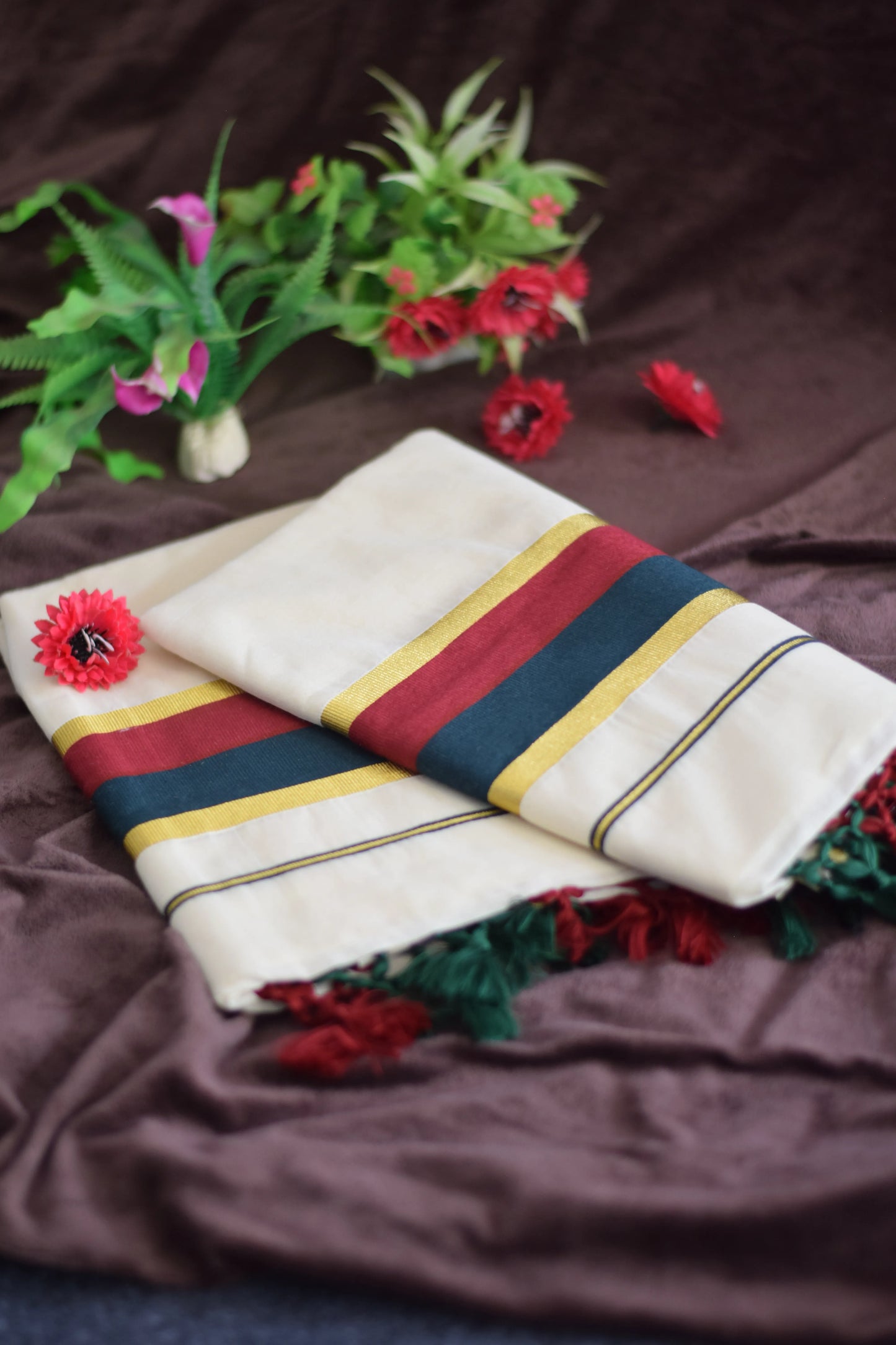 Thanima_Tri-Color Border Kerala Set Saree