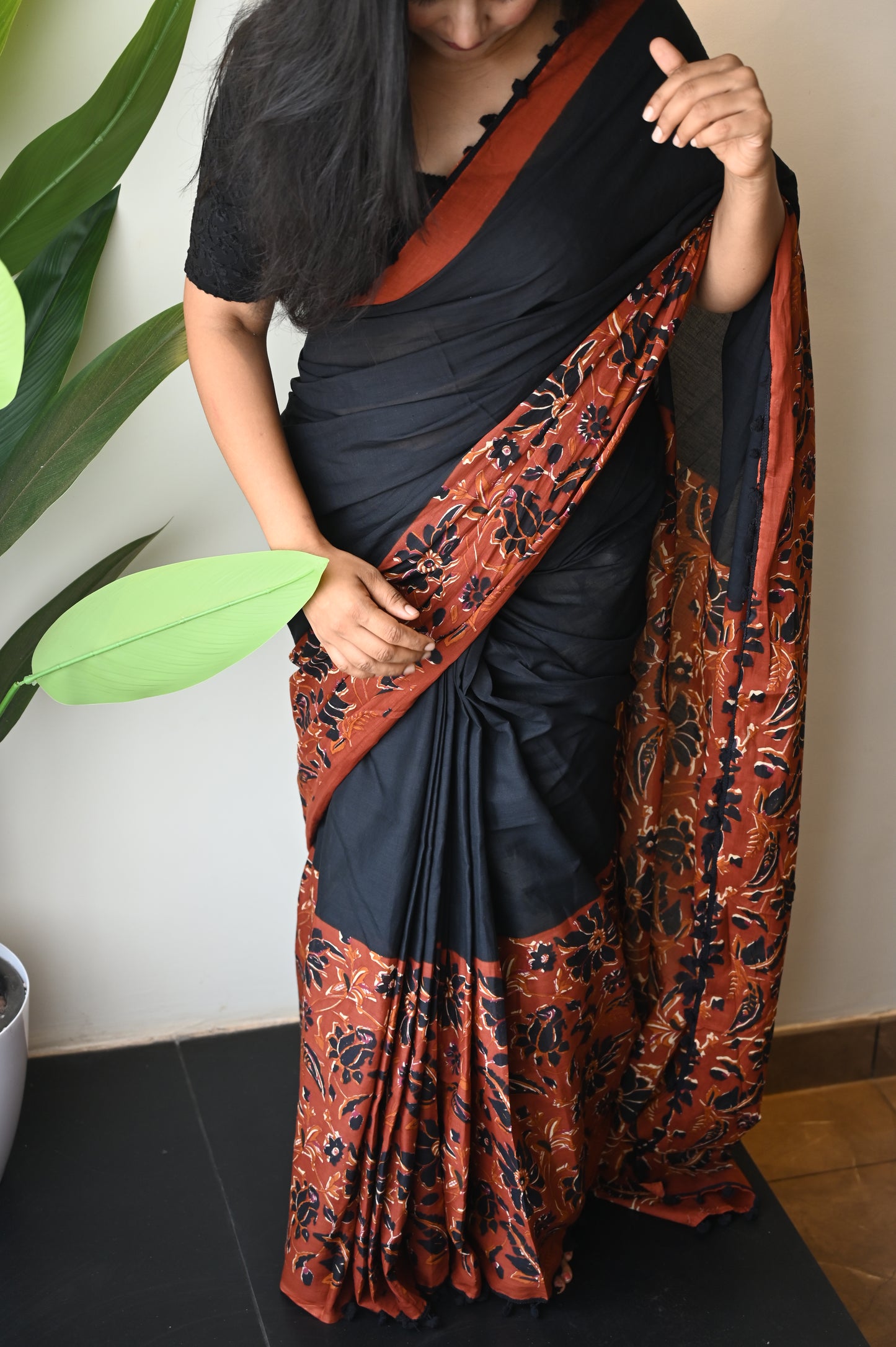 ITHAL Mul Mul cotton Saree