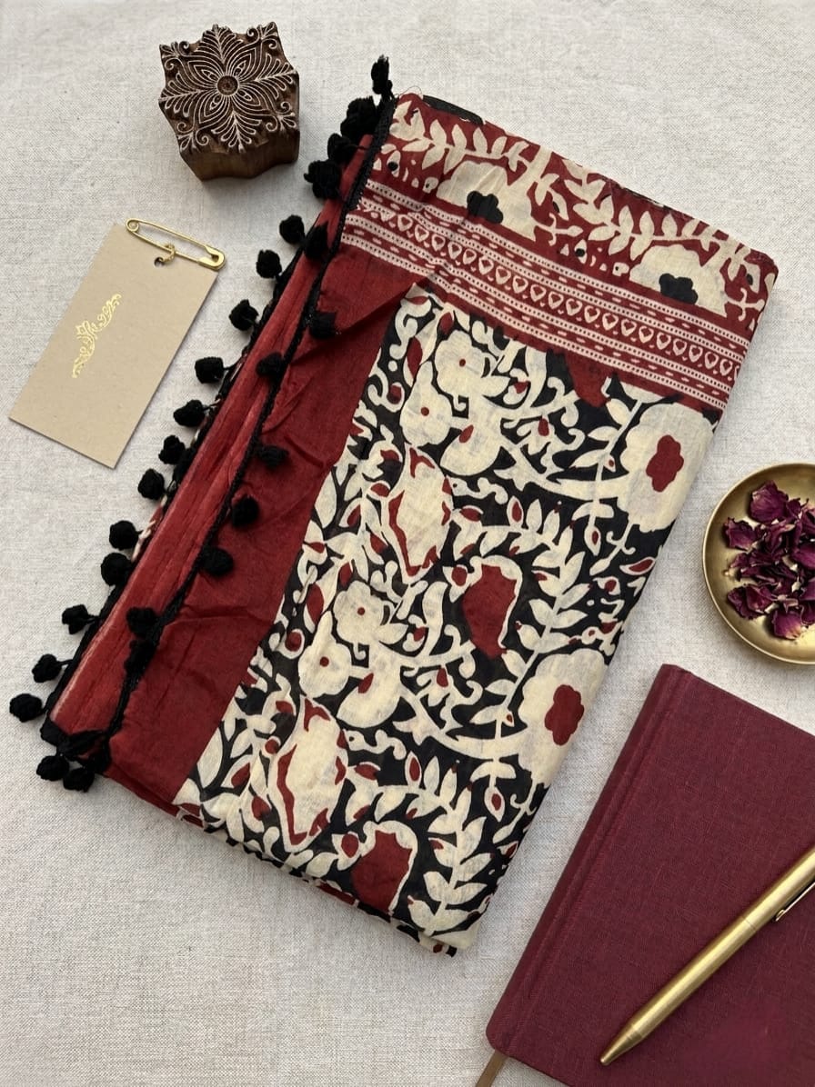 ITHAL Mul Mul cotton Saree